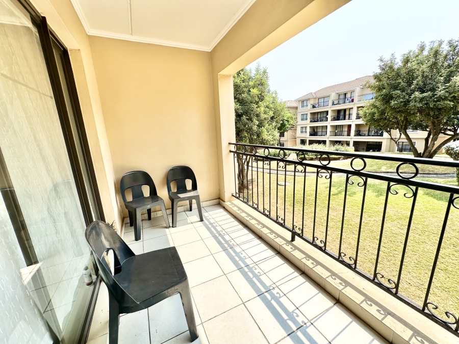 To Let 2 Bedroom Property for Rent in Erand Gardens Gauteng