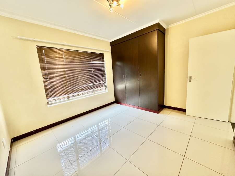 To Let 2 Bedroom Property for Rent in Erand Gardens Gauteng