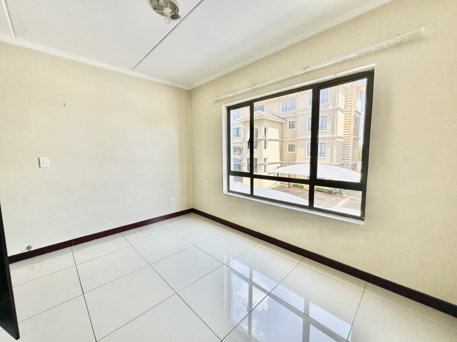 To Let 2 Bedroom Property for Rent in Erand Gardens Gauteng