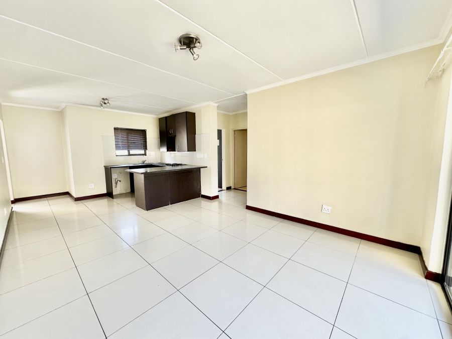 To Let 2 Bedroom Property for Rent in Erand Gardens Gauteng