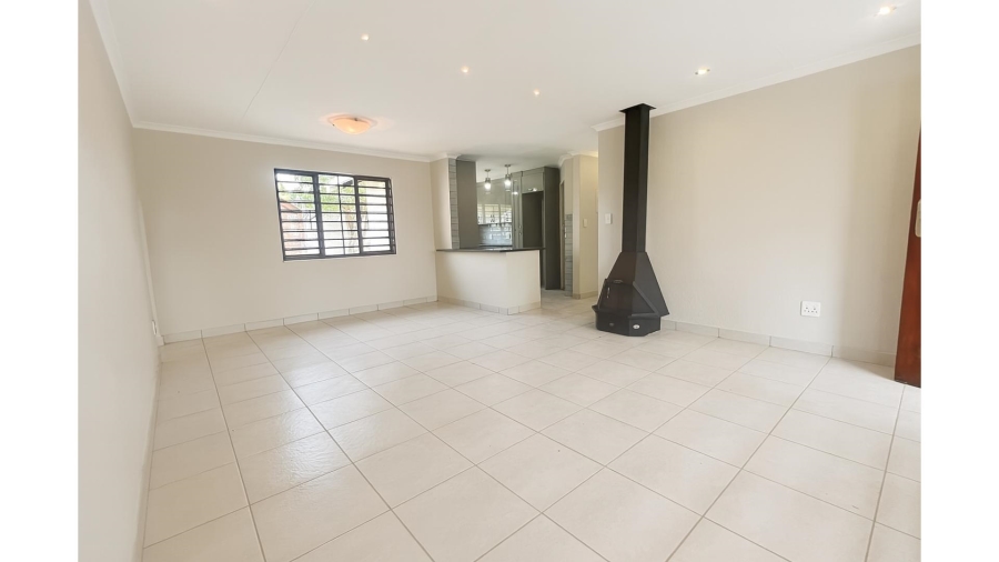 3 Bedroom Property for Sale in Lonehill Gauteng