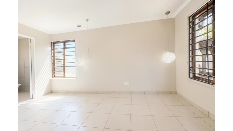 3 Bedroom Property for Sale in Lonehill Gauteng