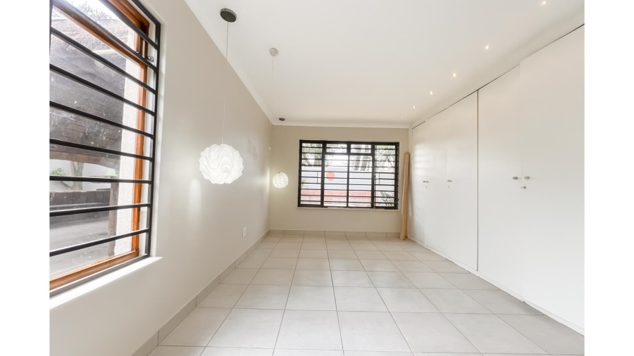 3 Bedroom Property for Sale in Lonehill Gauteng
