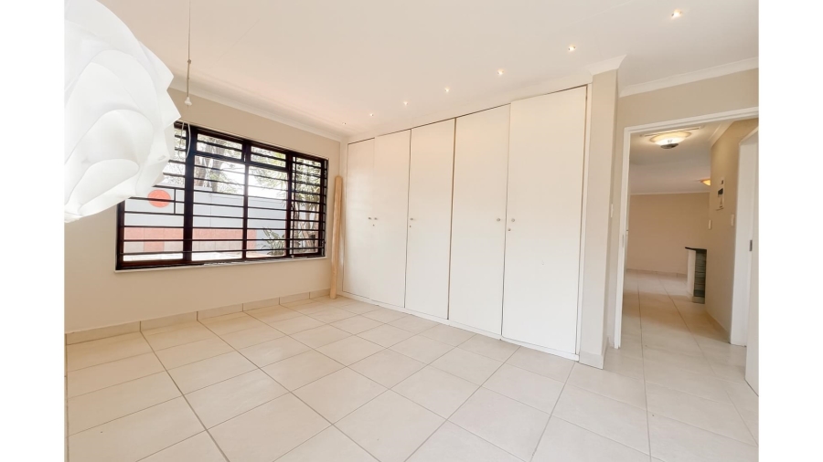3 Bedroom Property for Sale in Lonehill Gauteng