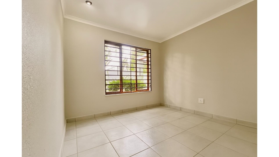3 Bedroom Property for Sale in Lonehill Gauteng