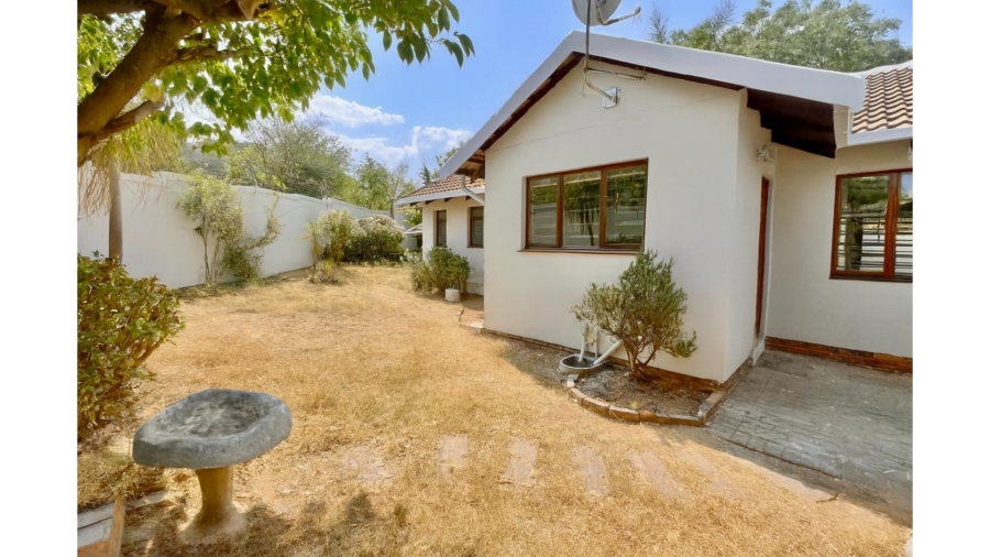 3 Bedroom Property for Sale in Lonehill Gauteng