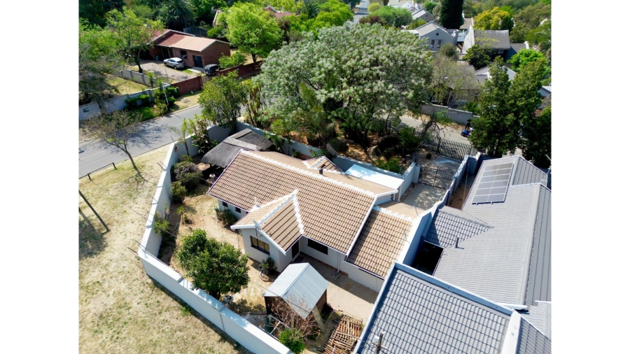 3 Bedroom Property for Sale in Lonehill Gauteng
