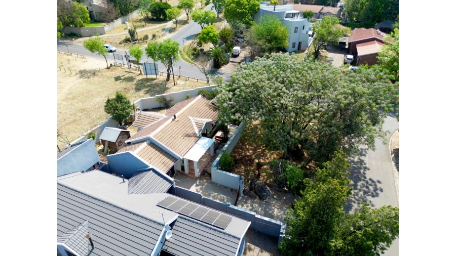 3 Bedroom Property for Sale in Lonehill Gauteng