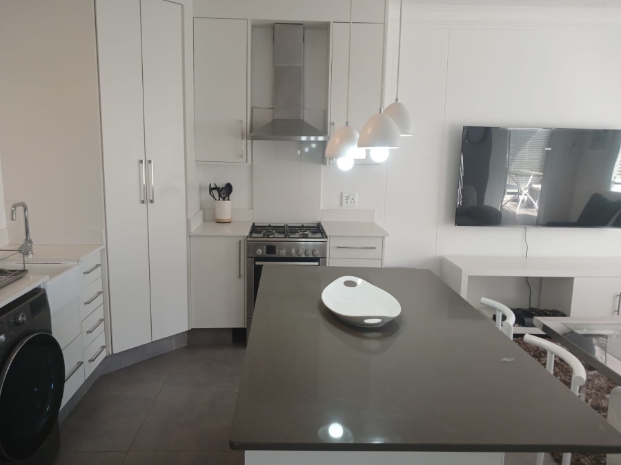 2 Bedroom Property for Sale in Sandhurst Gauteng