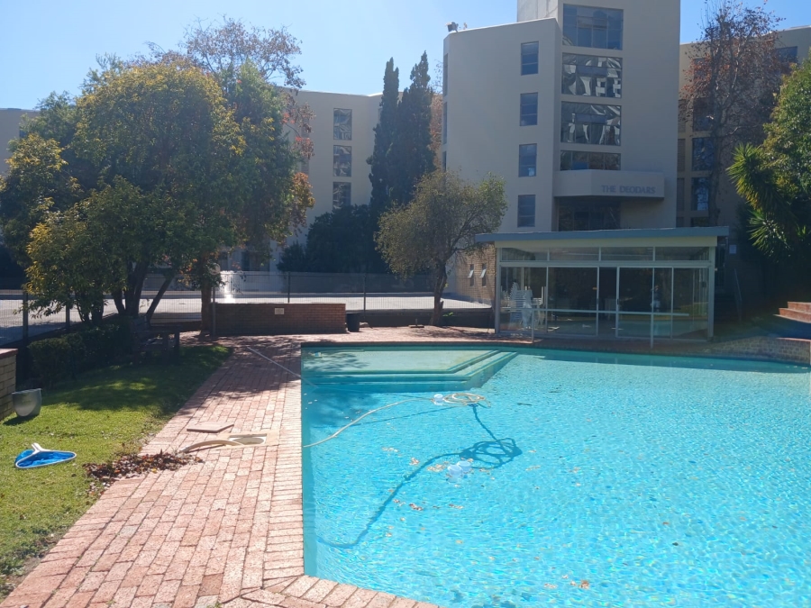 2 Bedroom Property for Sale in Sandhurst Gauteng
