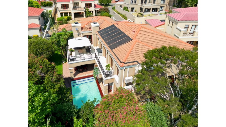 5 Bedroom Property for Sale in Lonehill Gauteng