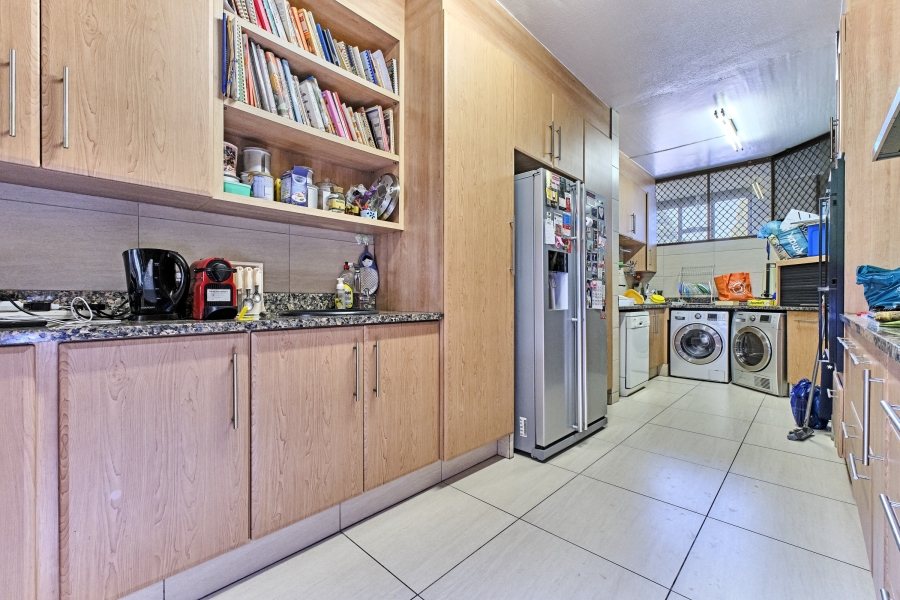2 Bedroom Property for Sale in Melrose Gauteng