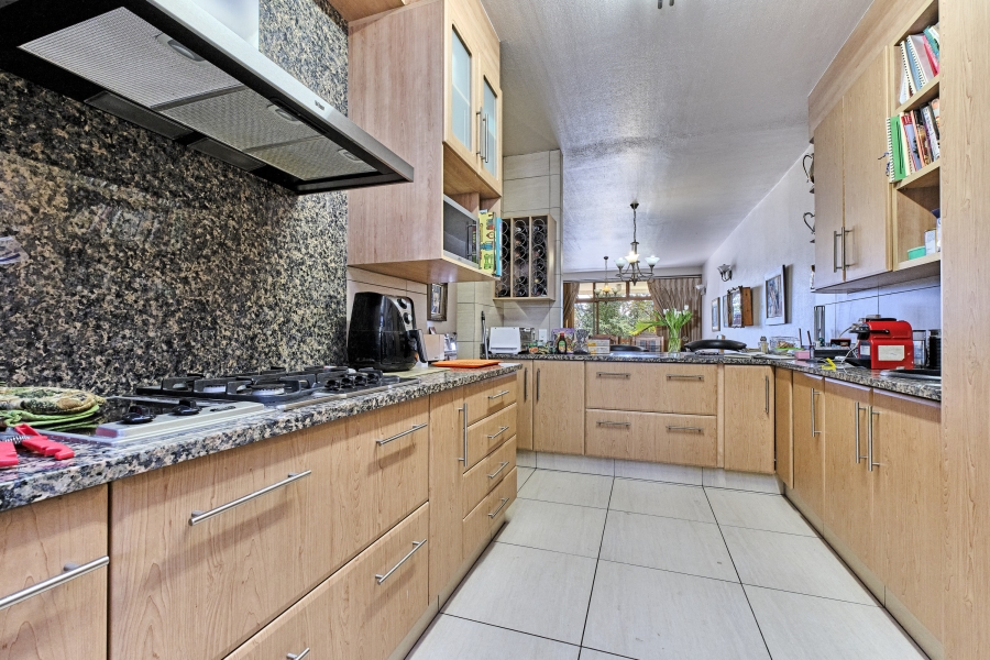 2 Bedroom Property for Sale in Melrose Gauteng