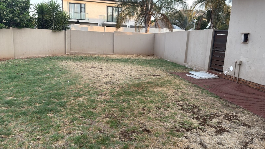 3 Bedroom Property for Sale in Raslouw Gardens Gauteng