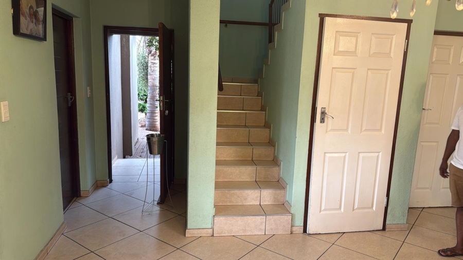 3 Bedroom Property for Sale in Raslouw Gardens Gauteng