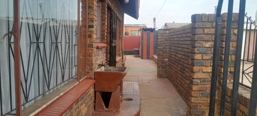 3 Bedroom Property for Sale in Sebokeng Zone 13 Gauteng