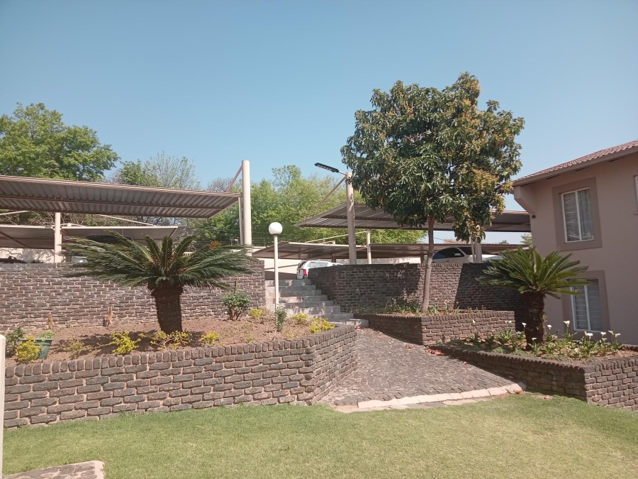 2 Bedroom Property for Sale in Ferndale Gauteng