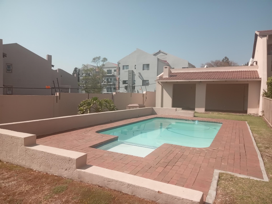 2 Bedroom Property for Sale in Ferndale Gauteng