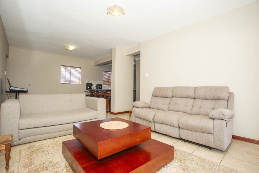 2 Bedroom Property for Sale in Halfway Gardens Gauteng