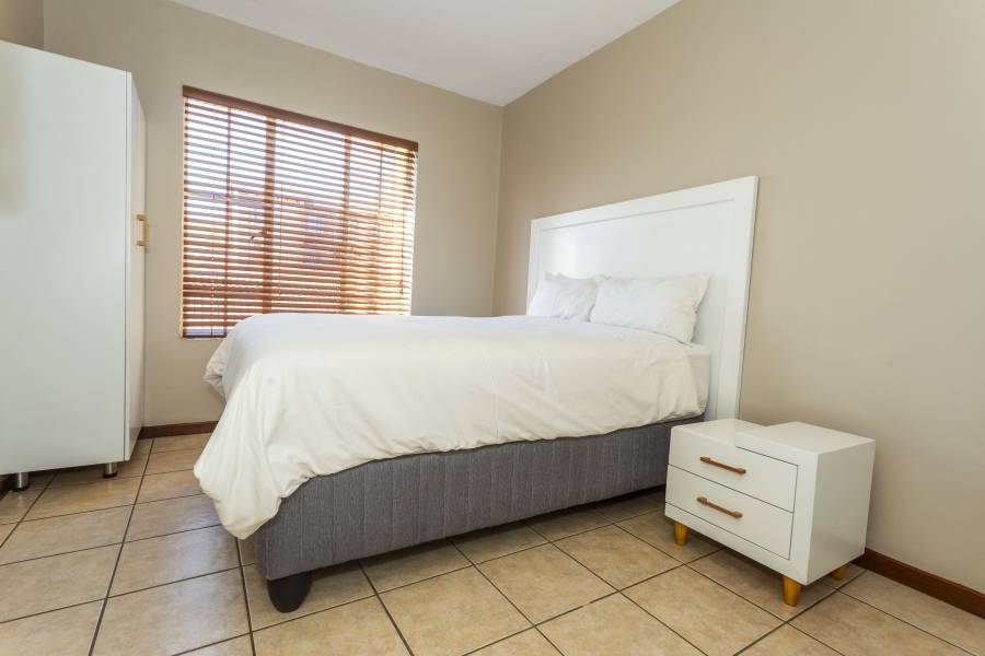 2 Bedroom Property for Sale in Halfway Gardens Gauteng
