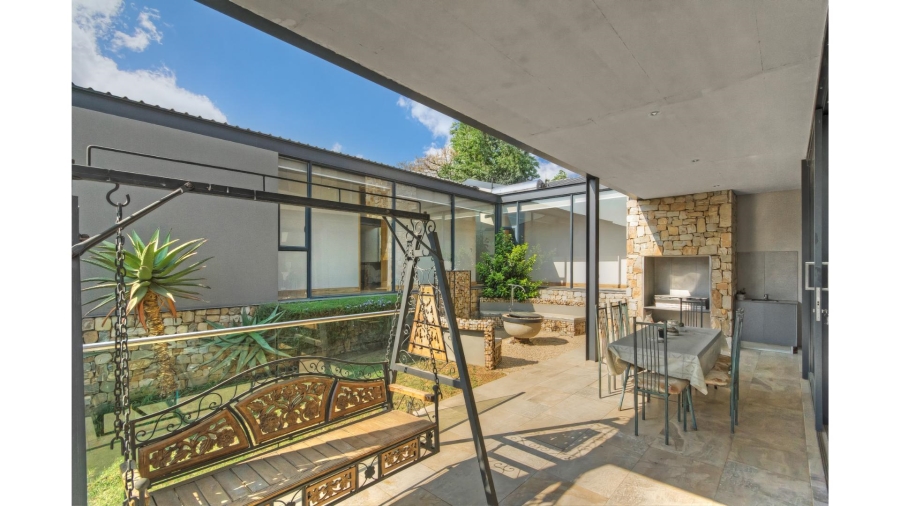4 Bedroom Property for Sale in Waterfall Country Estate Gauteng