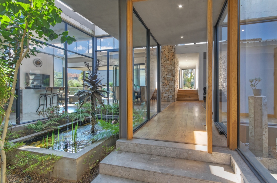 4 Bedroom Property for Sale in Waterfall Country Estate Gauteng