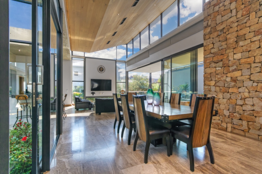 4 Bedroom Property for Sale in Waterfall Country Estate Gauteng