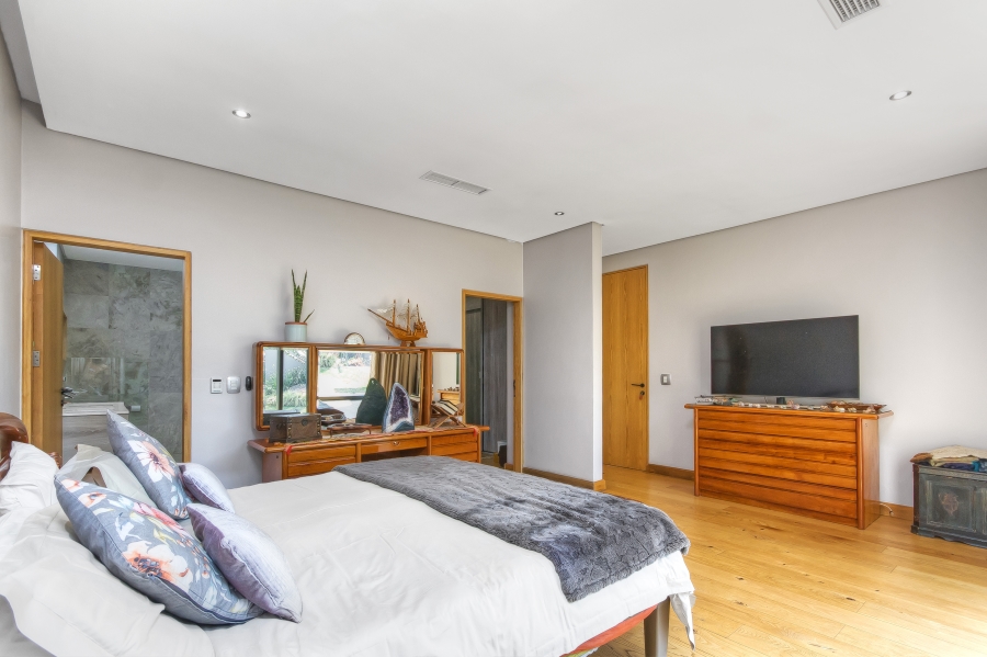 4 Bedroom Property for Sale in Waterfall Country Estate Gauteng