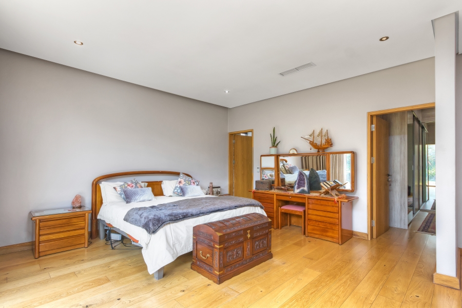 4 Bedroom Property for Sale in Waterfall Country Estate Gauteng