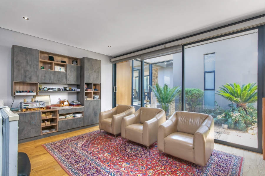 4 Bedroom Property for Sale in Waterfall Country Estate Gauteng