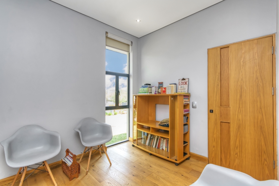 4 Bedroom Property for Sale in Waterfall Country Estate Gauteng