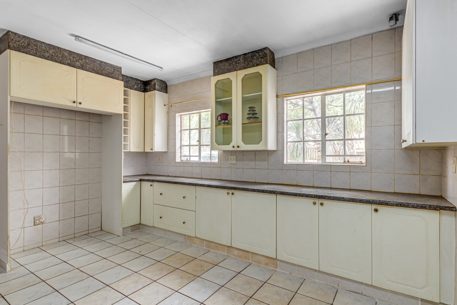 To Let 4 Bedroom Property for Rent in Norkem Park Gauteng