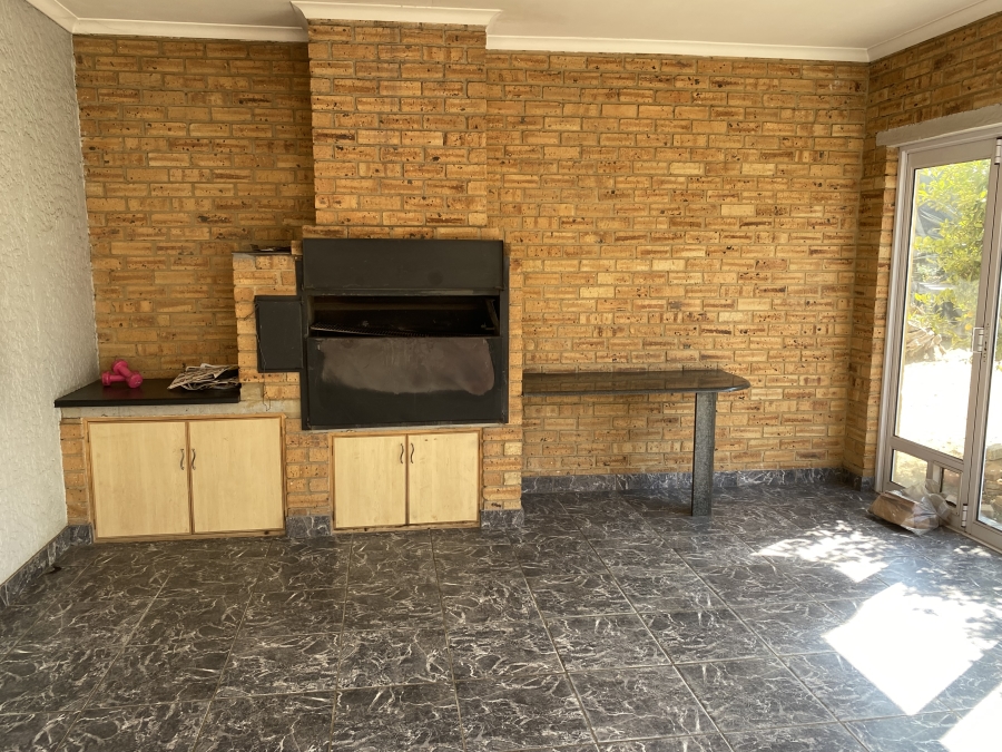 3 Bedroom Property for Sale in Primrose Gauteng