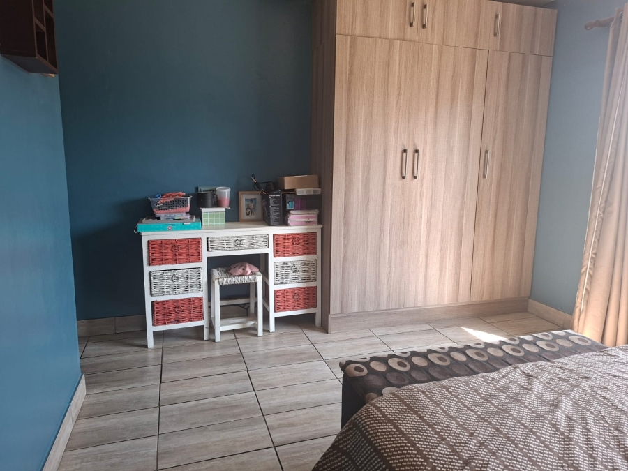 2 Bedroom Property for Sale in Oriel Gauteng