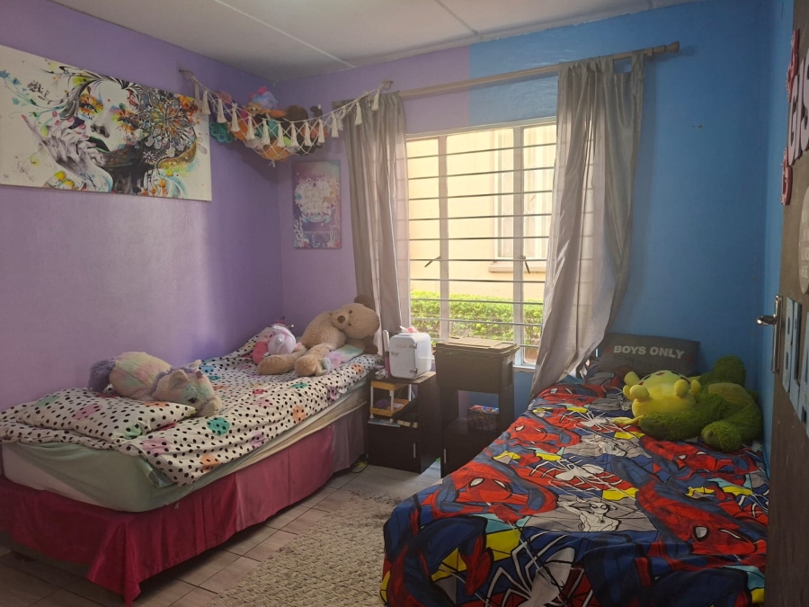 2 Bedroom Property for Sale in Oriel Gauteng