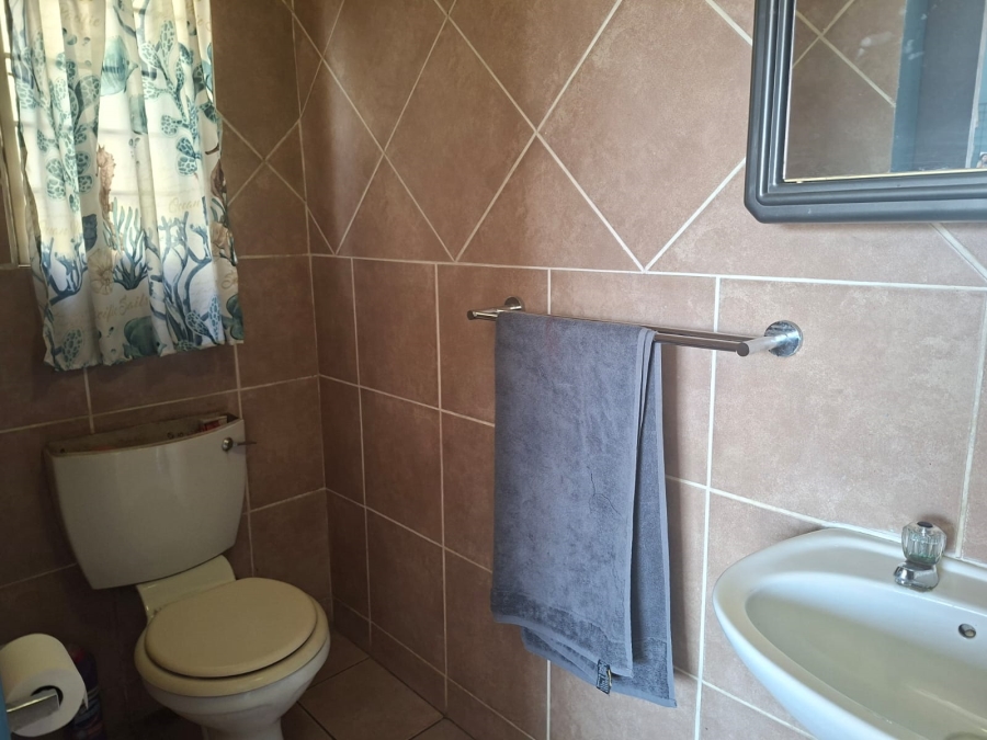 2 Bedroom Property for Sale in Oriel Gauteng