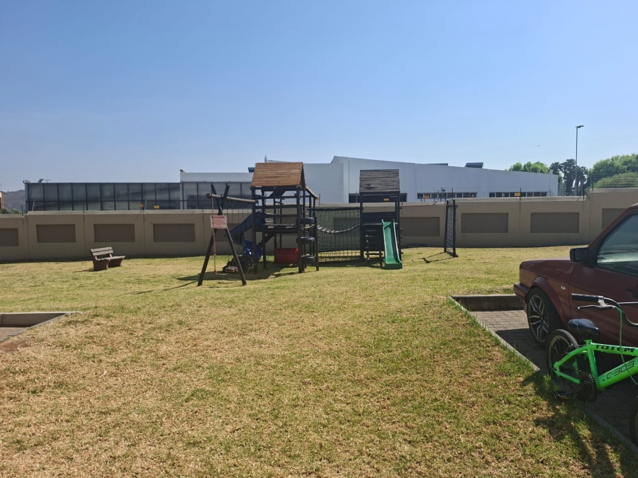 2 Bedroom Property for Sale in Oriel Gauteng