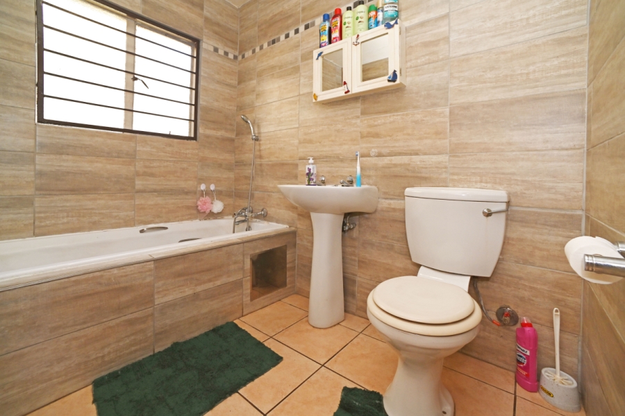 2 Bedroom Property for Sale in Bedfordview Gauteng