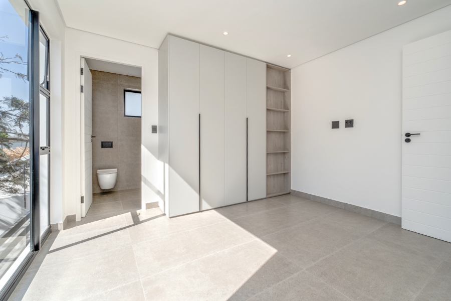 4 Bedroom Property for Sale in Bryanston East Gauteng