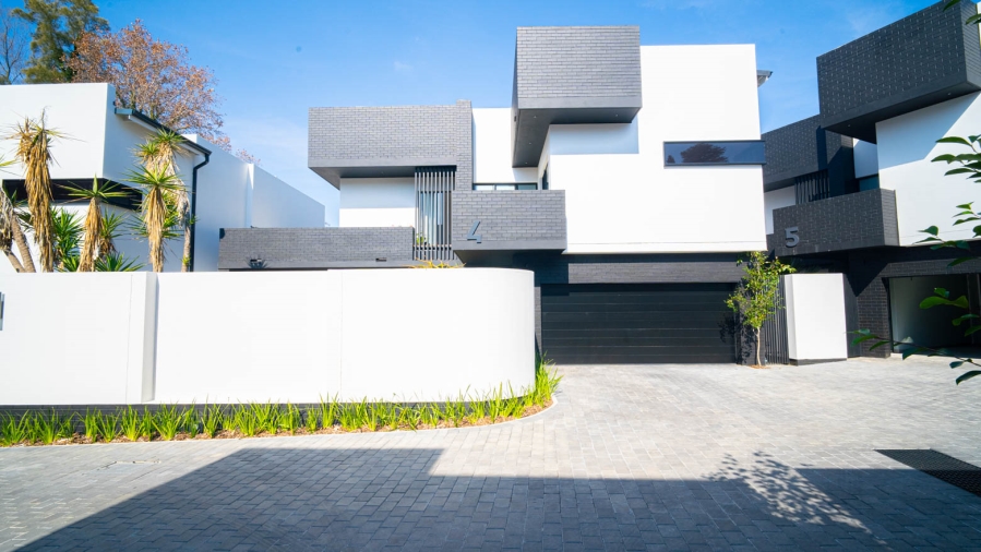 4 Bedroom Property for Sale in Bryanston East Gauteng