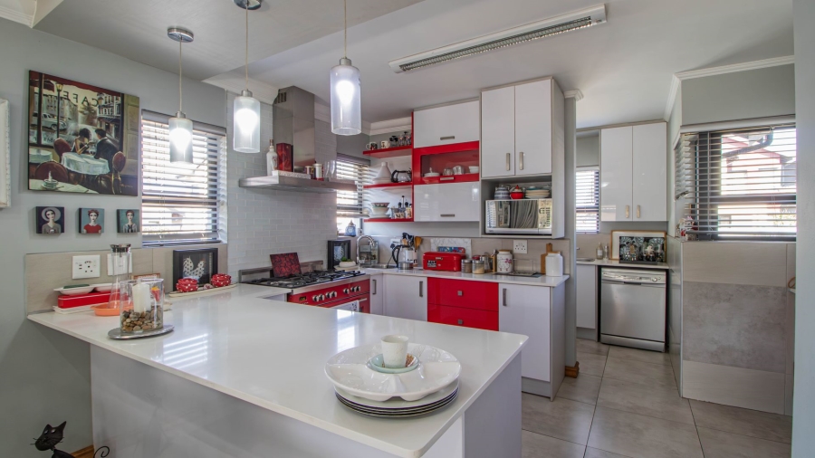 3 Bedroom Property for Sale in Pomona Gauteng
