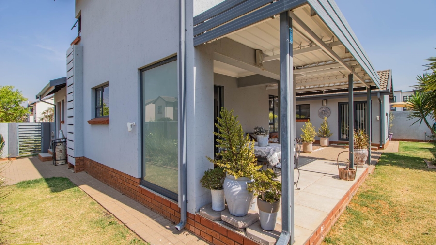 3 Bedroom Property for Sale in Pomona Gauteng