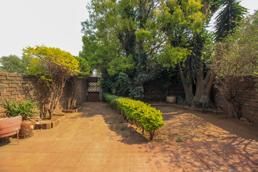 2 Bedroom Property for Sale in Ravensklip Gauteng
