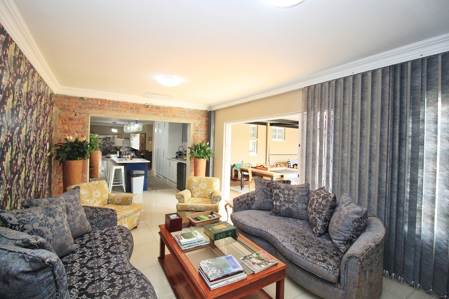 3 Bedroom Property for Sale in Dawnview Gauteng
