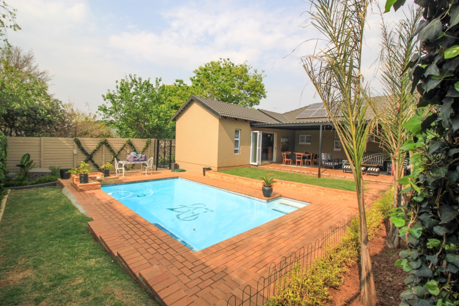 3 Bedroom Property for Sale in Dawnview Gauteng