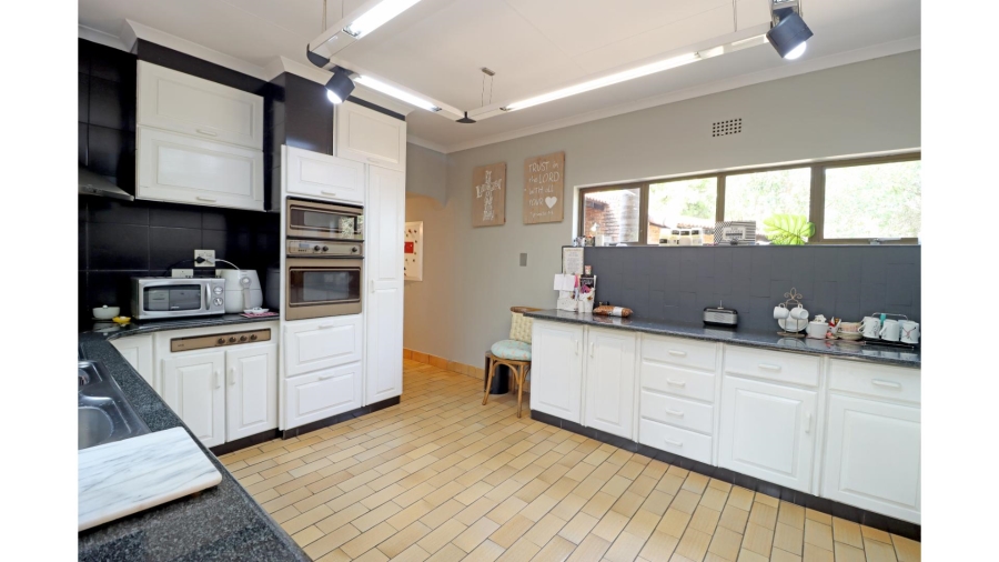3 Bedroom Property for Sale in Paulshof Gauteng