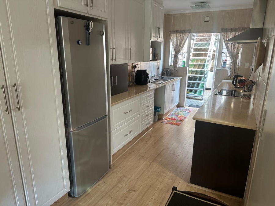 3 Bedroom Property for Sale in River Club Gauteng