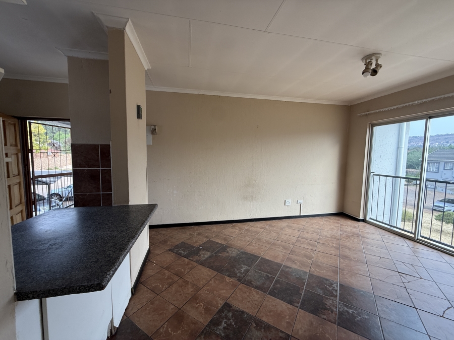 2 Bedroom Property for Sale in Wilgeheuwel Gauteng