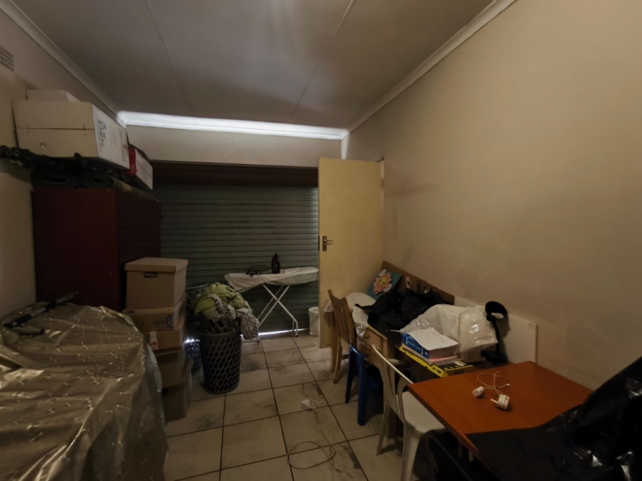 4 Bedroom Property for Sale in Crystal Park Gauteng