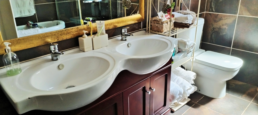 4 Bedroom Property for Sale in Rant En Dal Gauteng